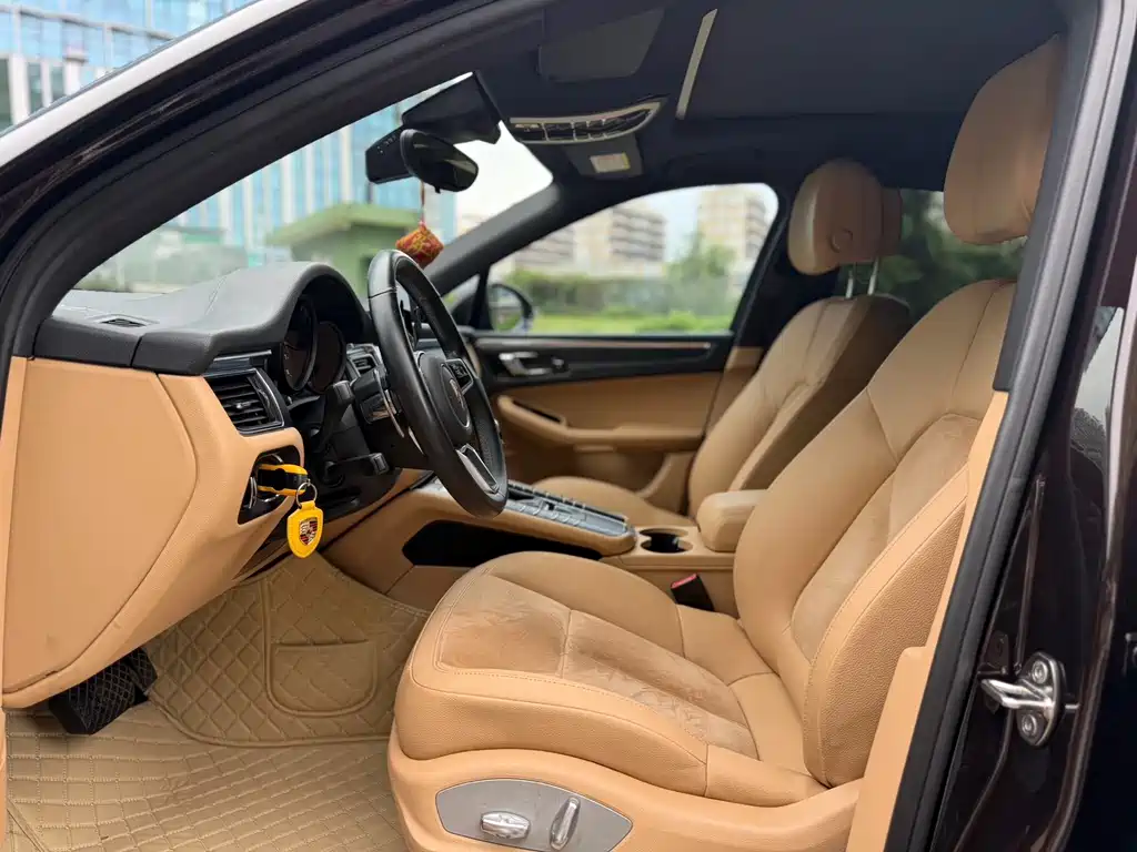Porsche Macan 2018 — фото 6