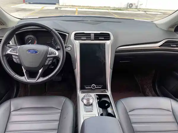 Ford Mondeo 2021