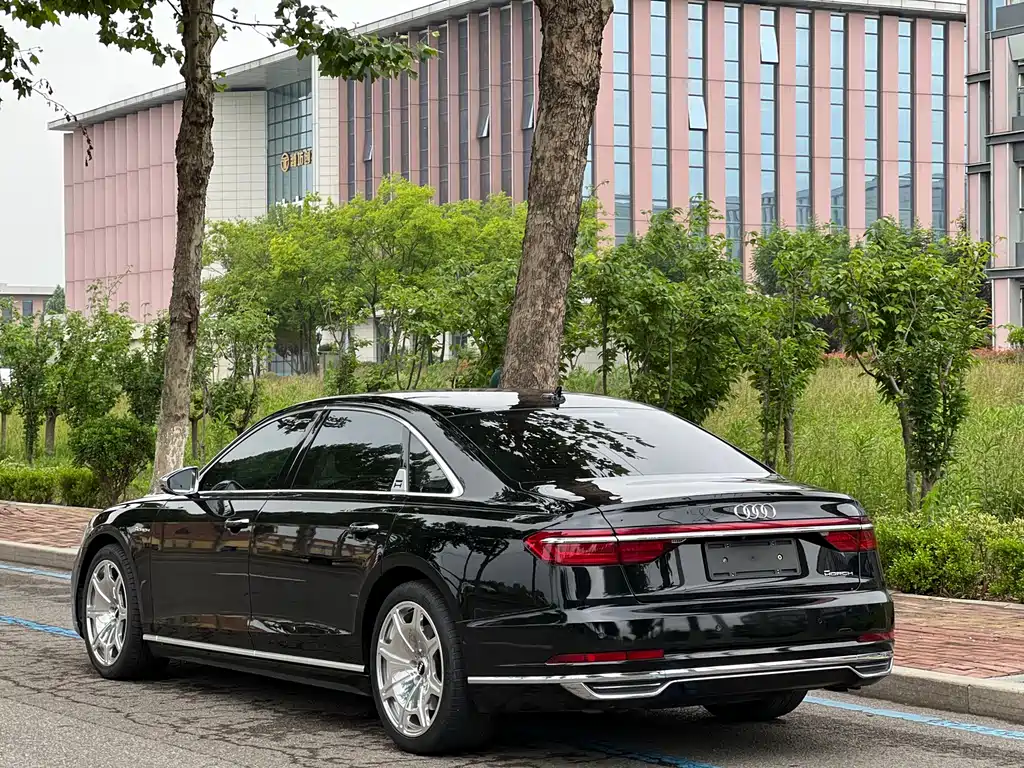 Audi A8 2018