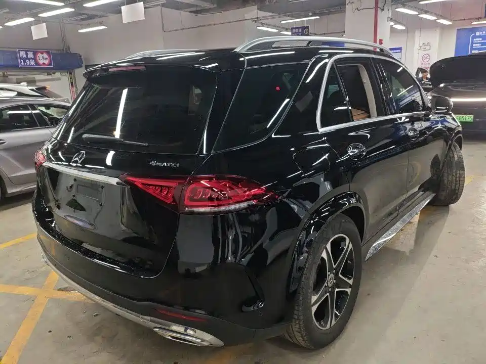 Mercedes-Benz GLE New Energy 2023 — фото 3