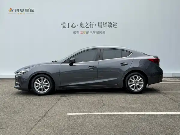 Mazda 3 Axela 2018