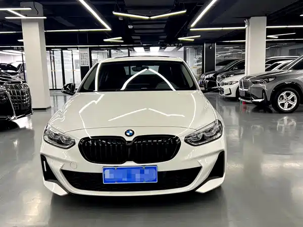 BMW 1 Series 2023