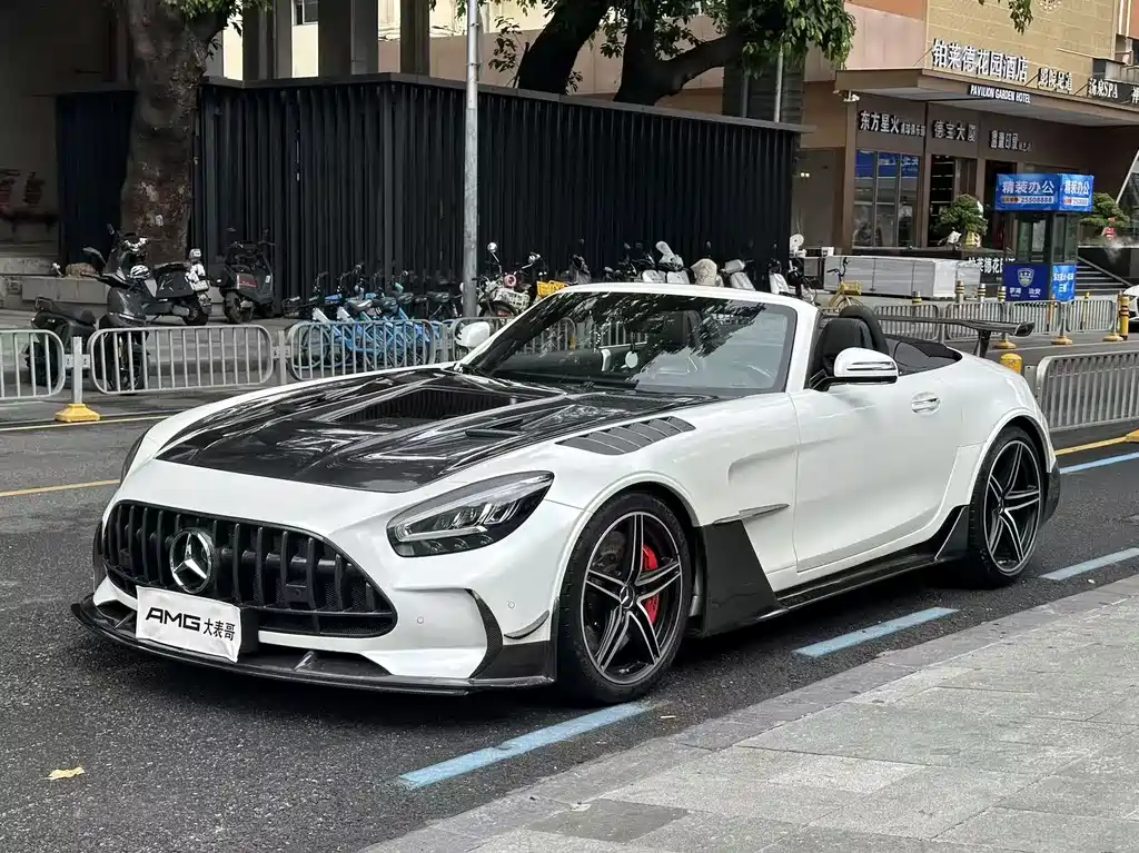 Mercedes-Benz AMG GT 2021 — фото 12