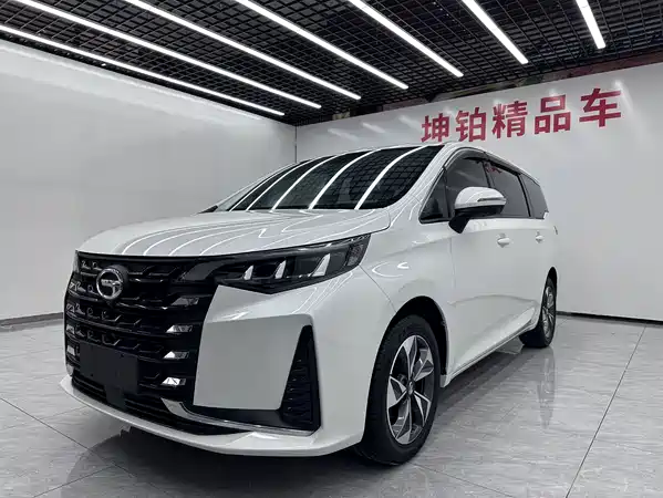 GAC Trumpchi M6 2022