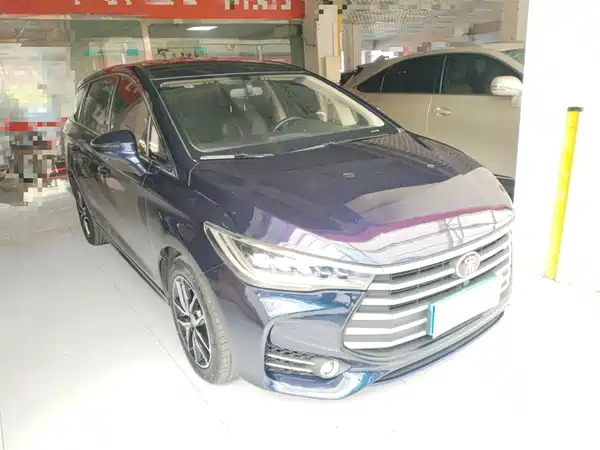 BYD Song MAX 2017
