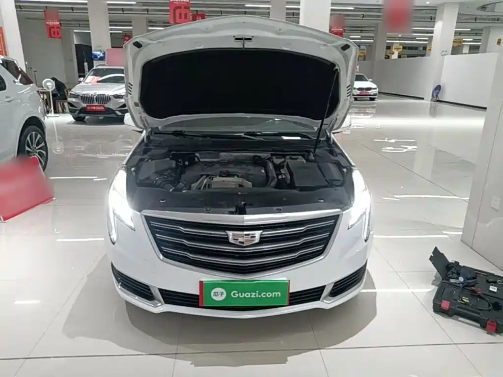 Cadillac XTS 2019 — фото 16