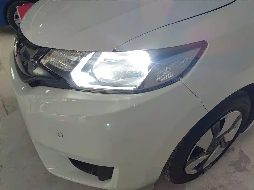 Honda Fit 2016 — фото 16