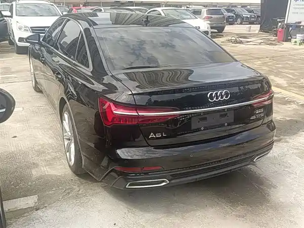 Audi A6L 2020