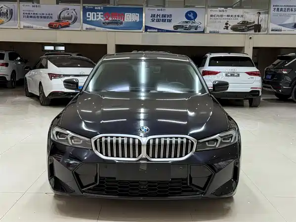 BMW 3 Series 2023