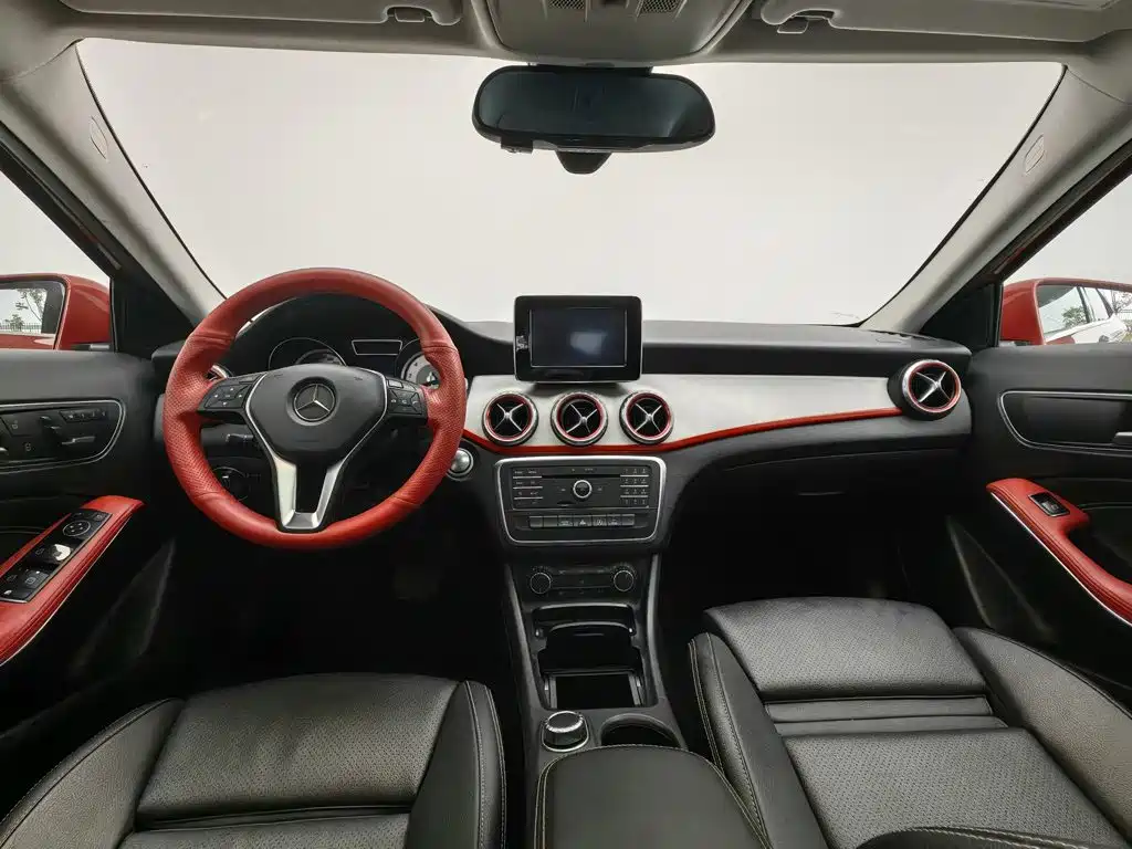 Mercedes-Benz GLA 2016 — фото 5