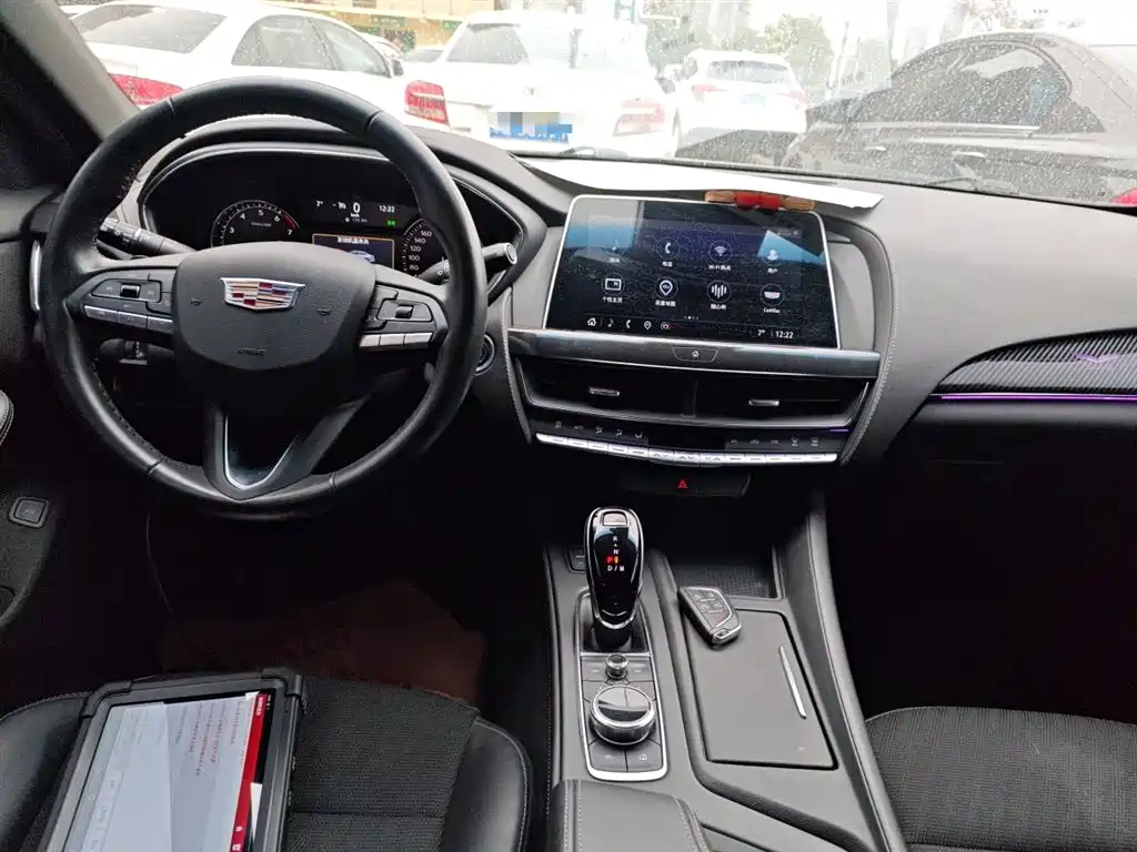 Cadillac CT5 2023 — фото 10