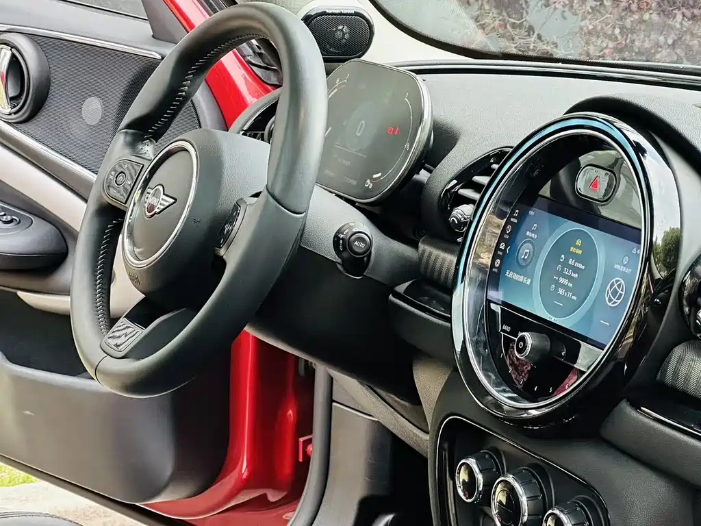 MINI Clubman 2021 — фото 12