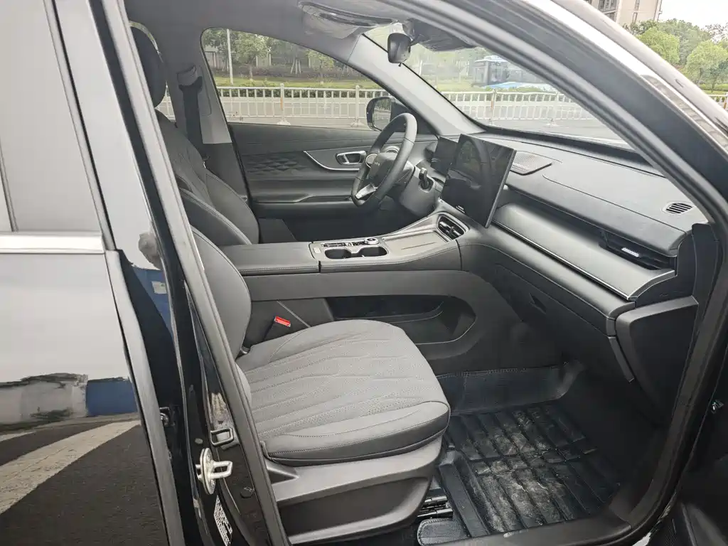 Chery Tiggo 8 PLUS 2025 — фото 13