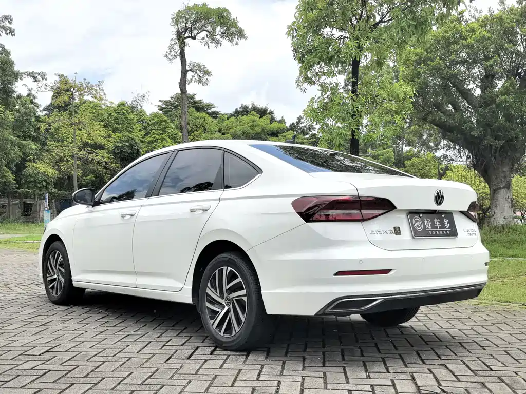 Volkswagen Lavida 2022 — фото 14