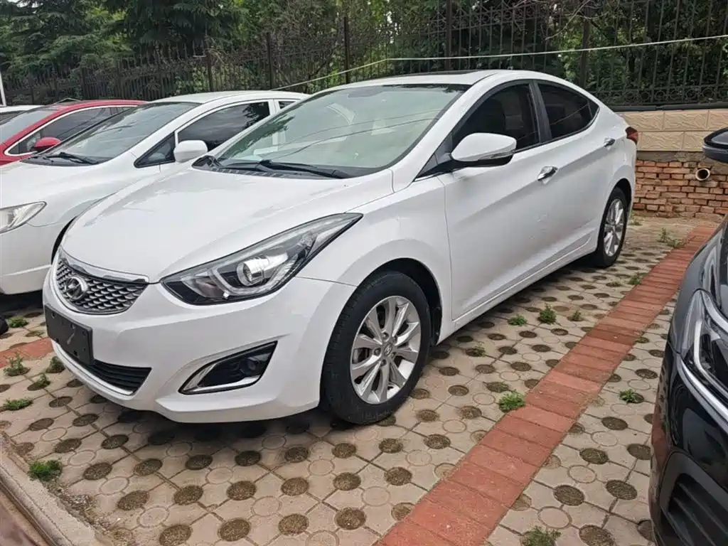 Hyundai Elantra Langdong 2017 — фото 1