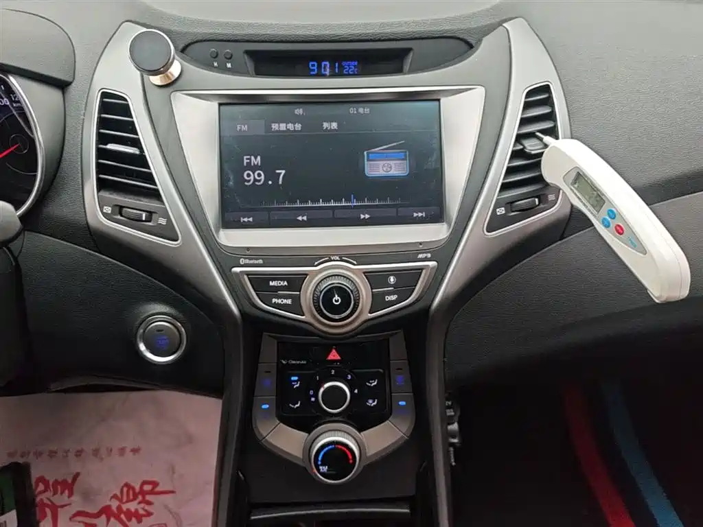 Hyundai Elantra Langdong 2017 — фото 13