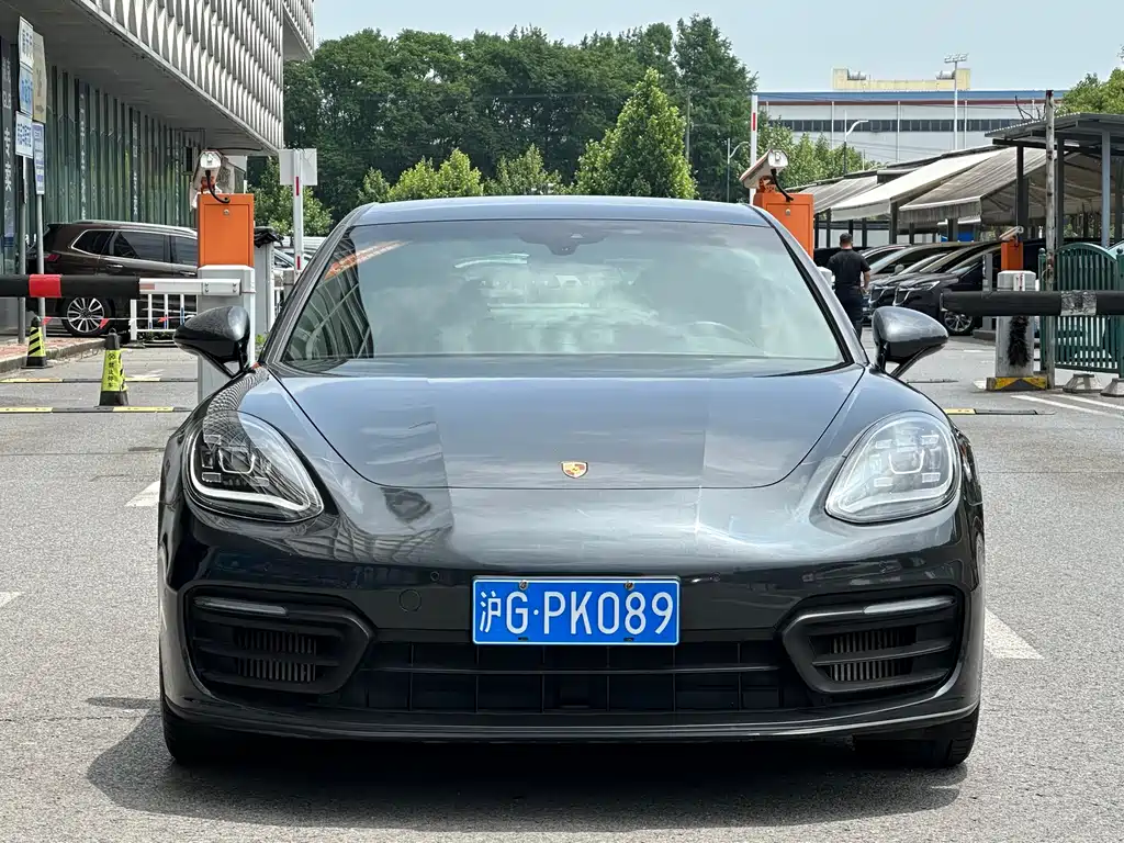 Porsche Panamera 2023 — фото 2
