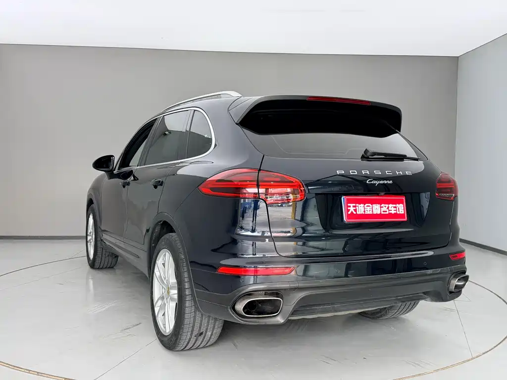 Porsche Cayenne 2018 — фото 5