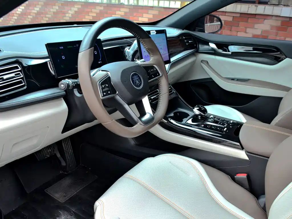 BYD Qin PLUS 2023 — фото 12