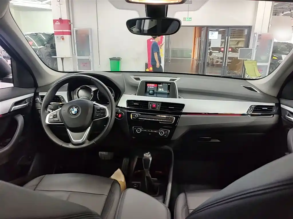 BMW X1 2019 — фото 10