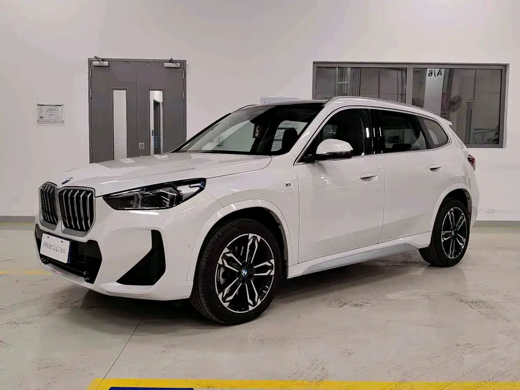 BMW X1 2025 — фото 1