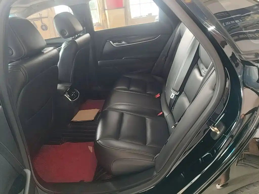Cadillac XTS 2018 — фото 17