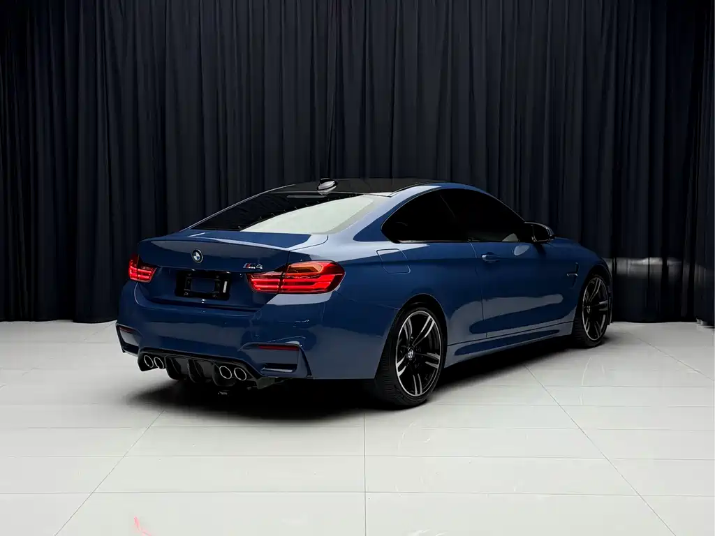 BMW M4 2015 — фото 6