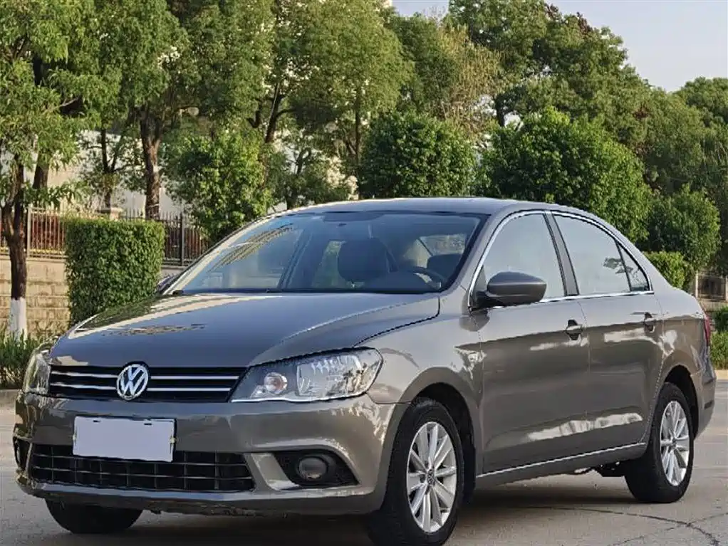Volkswagen Jetta 2016 — фото 1
