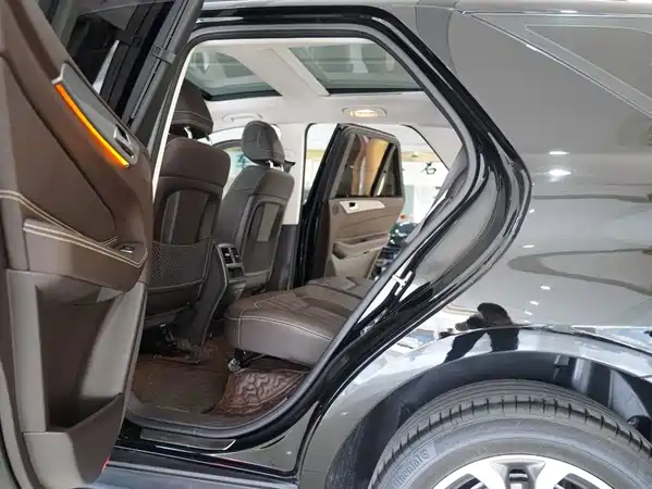 Mercedes-Benz GLE 2017