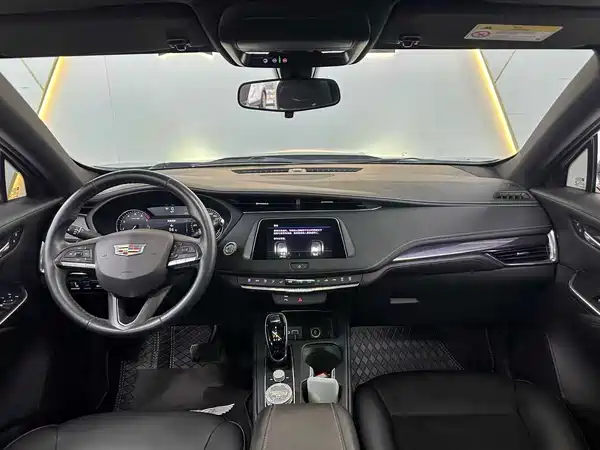Cadillac XT4 2021