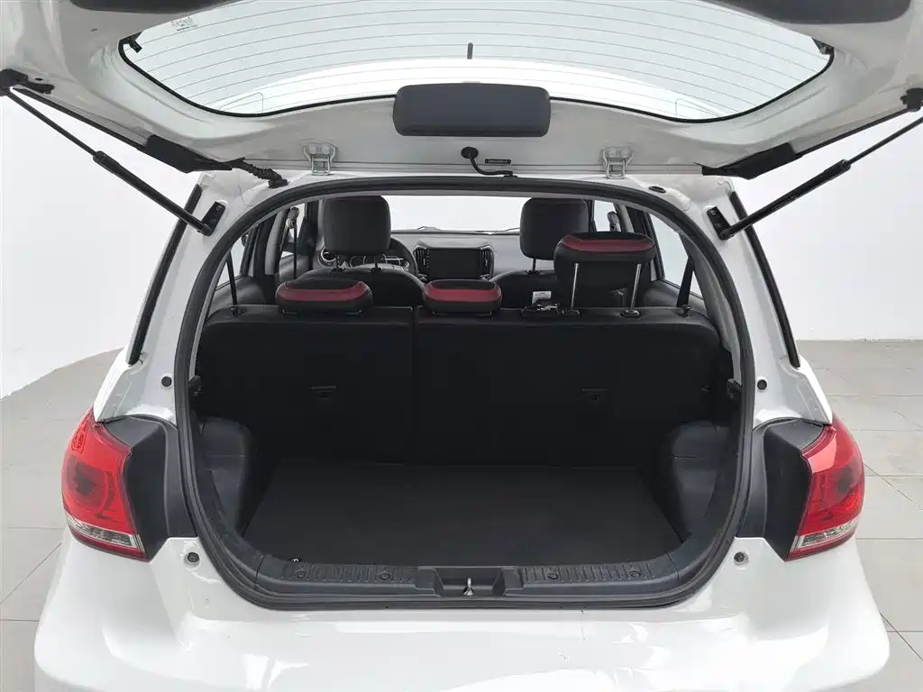 Haval H1 2016 — фото 16