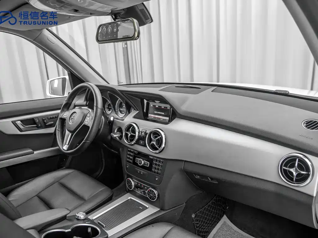 Mercedes-Benz GLK-Class 2017 — фото 14