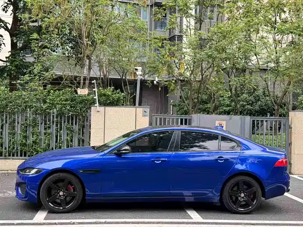 Jaguar XEL 2019