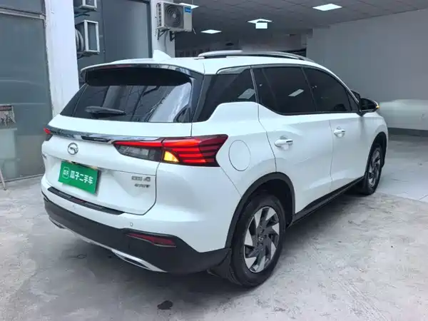 GAC Trumpchi GS4 2021