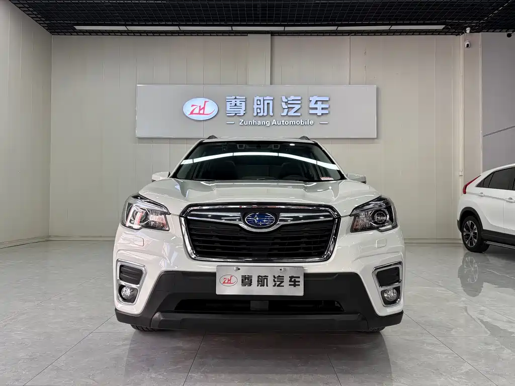 Subaru Forester 2020 — фото 3