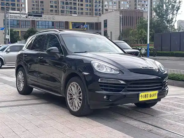 Porsche Cayenne 2012