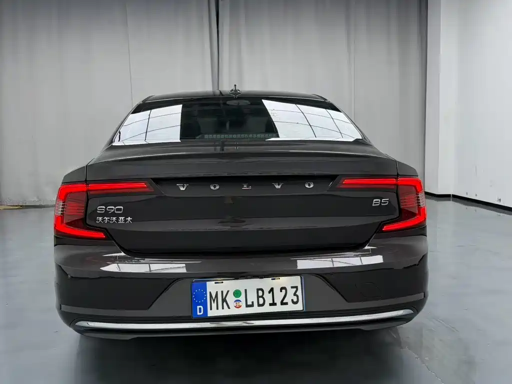 Volvo S90 2020 — фото 12