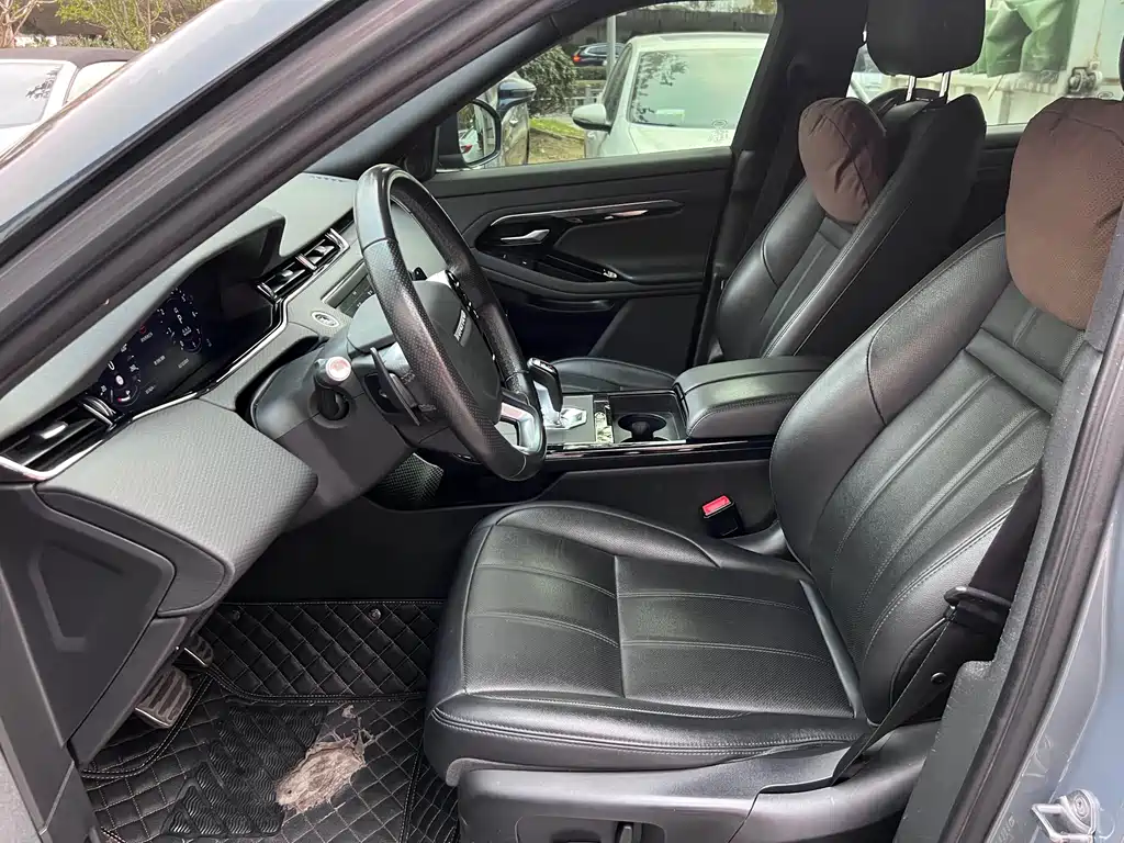 Land Rover Evoque 2021 — фото 10