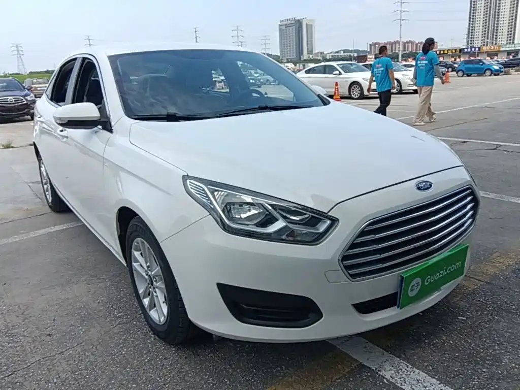 Ford Escort 2021