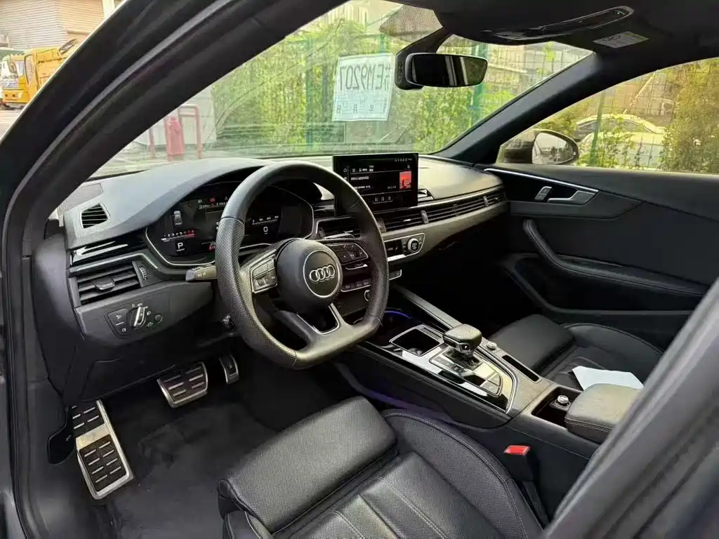 Audi A4L 2024