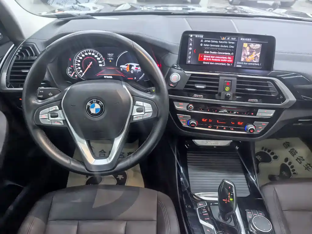 BMW X3 2019 — фото 14