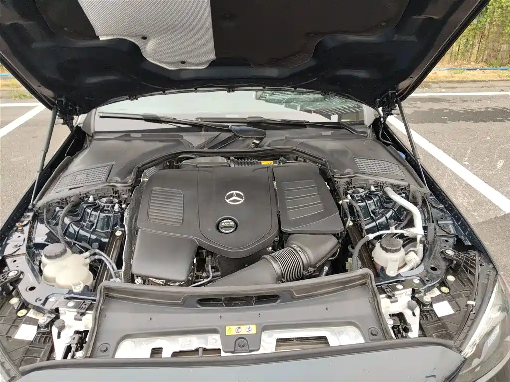Mercedes-Benz C-Class 2023 — фото 10