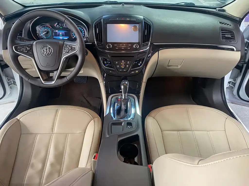 Buick Regal 2015 — фото 14