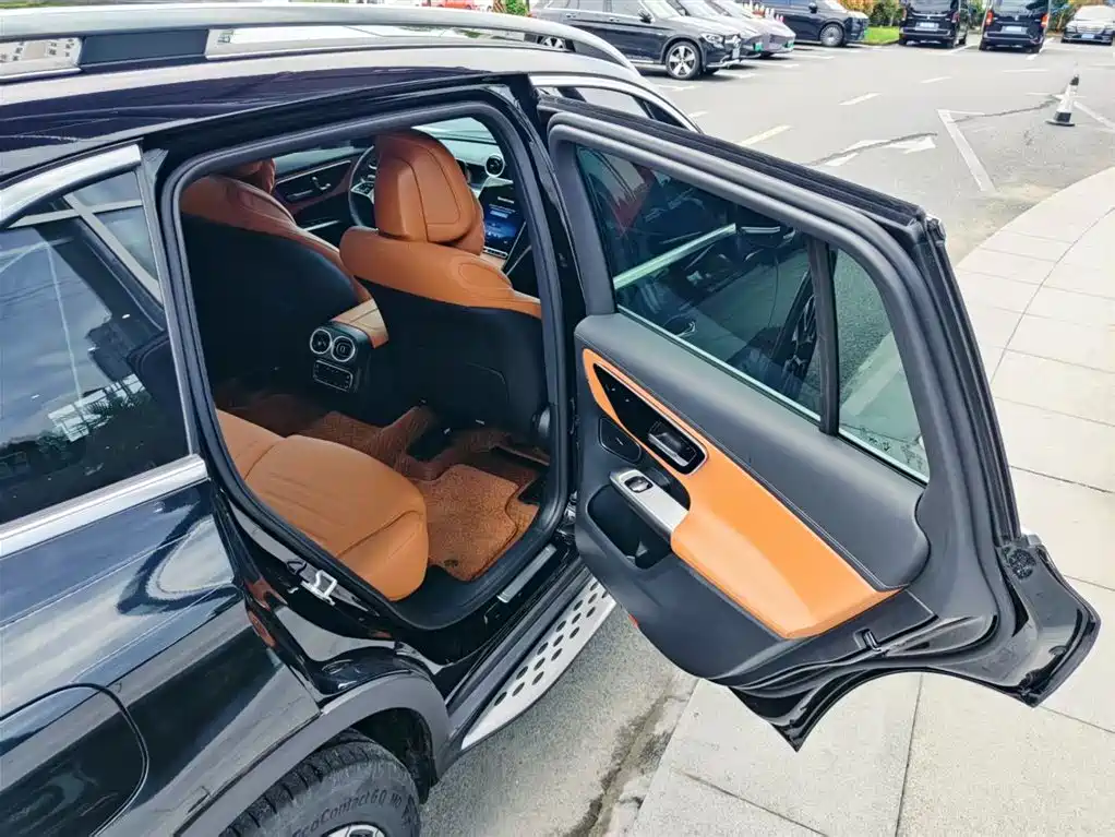 Mercedes-Benz GLC 2025 — фото 17