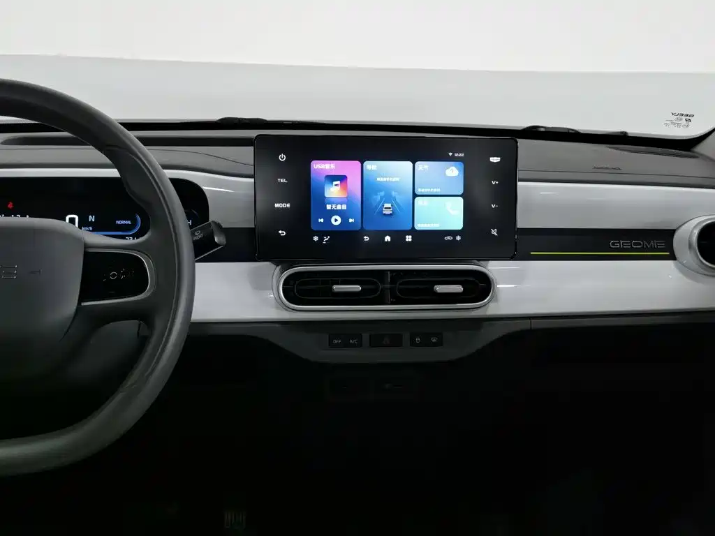 Geely Galaxy Panda 2025 — фото 12