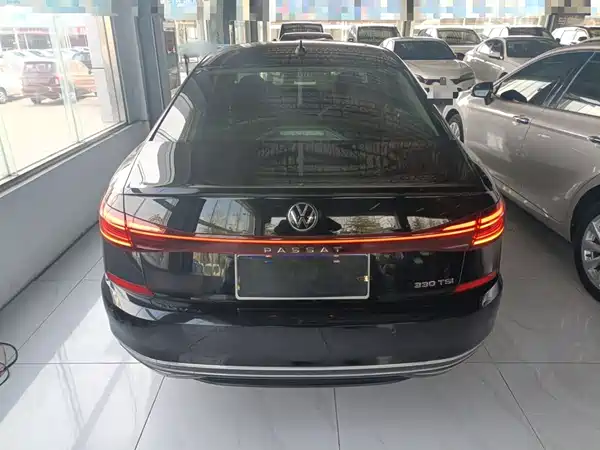 Volkswagen Passat 2022