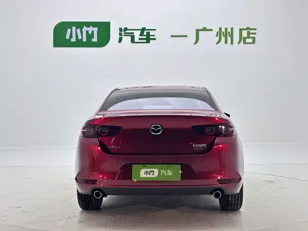 Mazda 3 Axela 2022