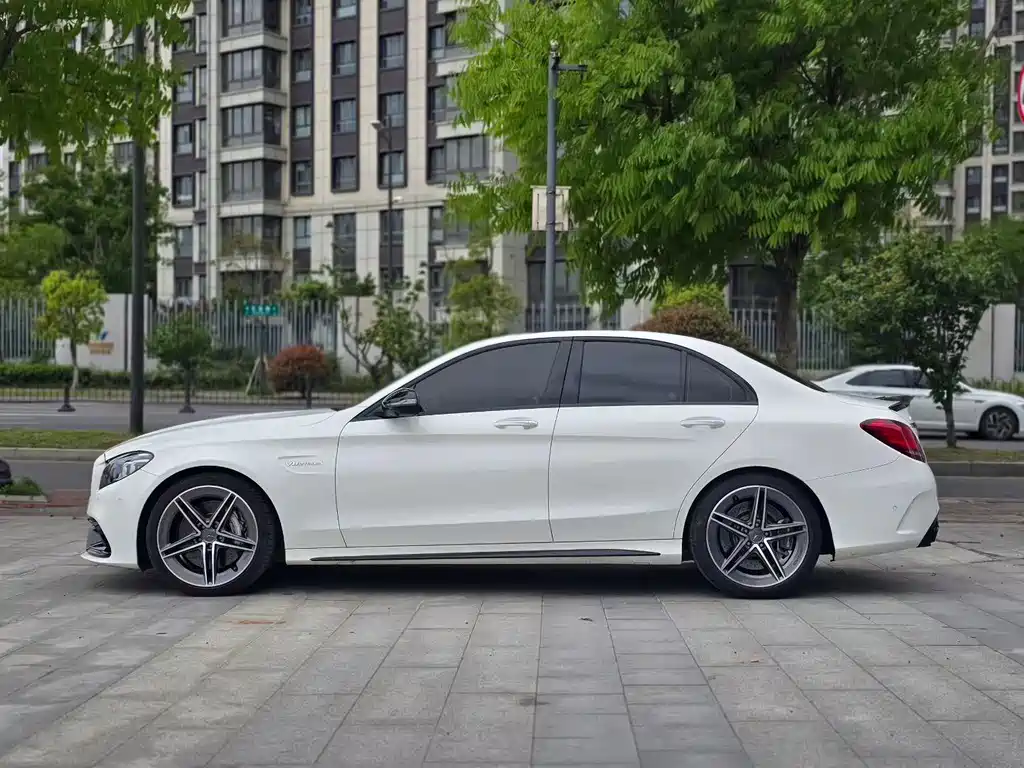 Mercedes-Benz C-Class AMG 2021 — фото 3