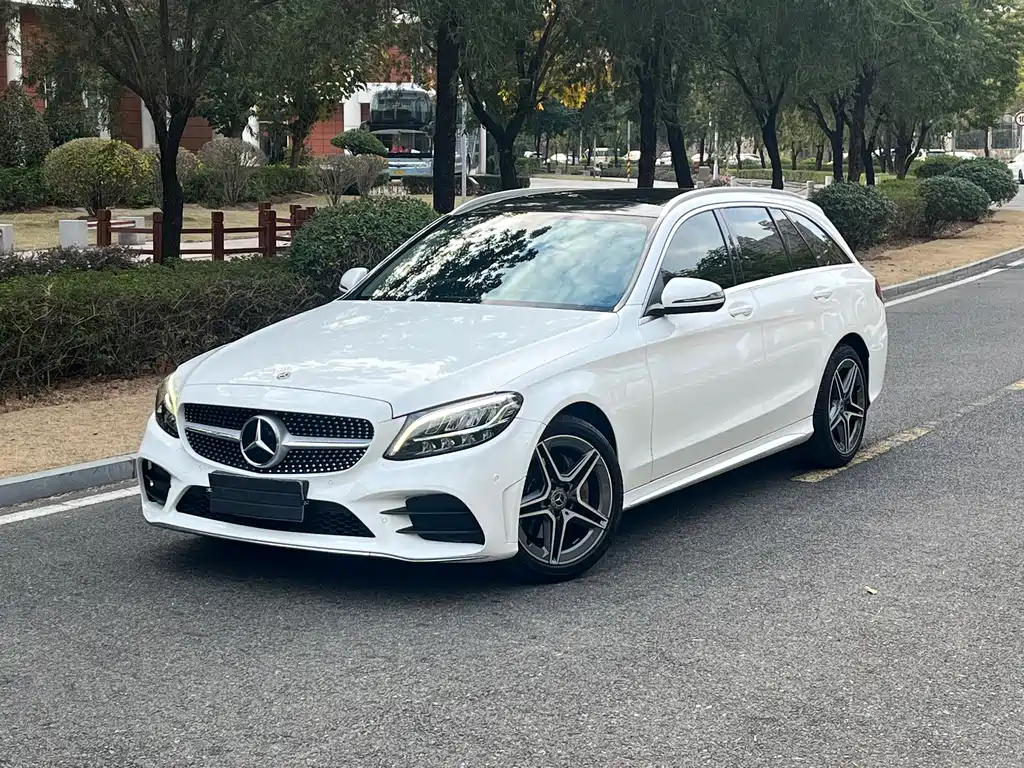 Mercedes-Benz C-Class 2019 — фото 1