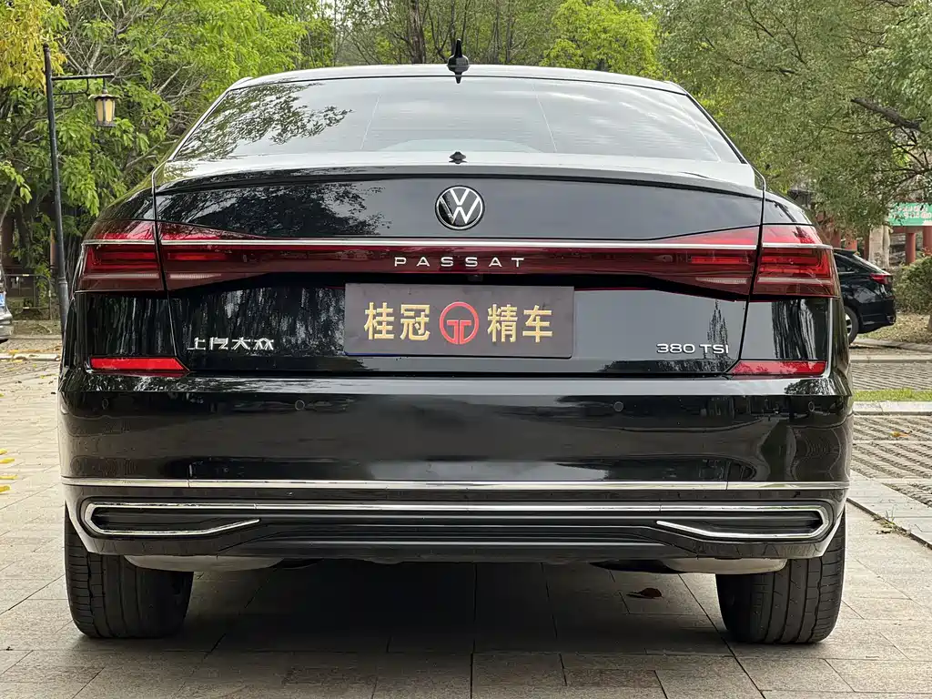 Volkswagen Passat 2024 — фото 24